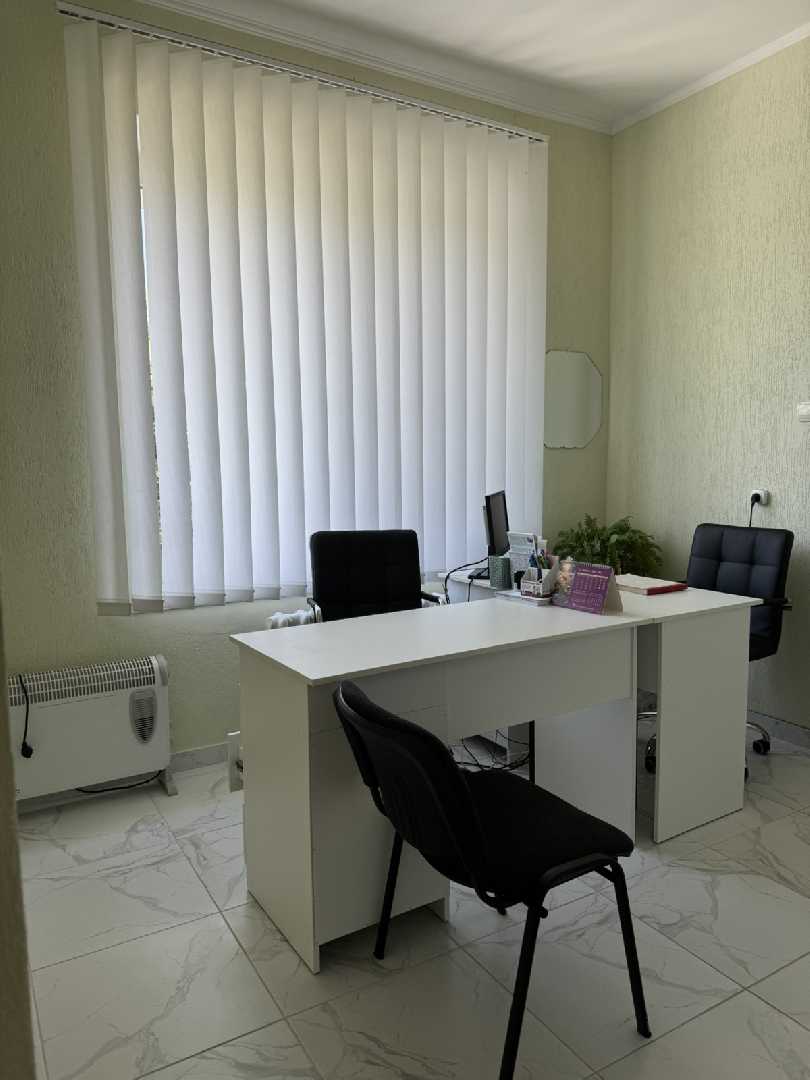 Зображення до публікації: Оновлений кабінет лікаря - уролога